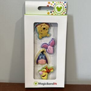 MagicBand Magic Band Its Magic Bandits Winnie The Pooh Tigger Eeyore Piglet New